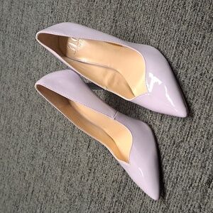 JLo Lavender Pumps size 7M